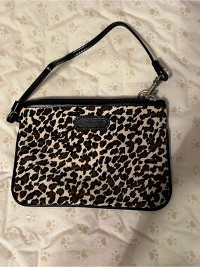 Fossil Leopard Print Wristlet - Brown/Black
